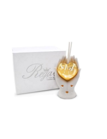 WHITE PERFUMER WITH HEART AND HANDS 16 CENTIMETERS