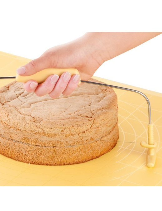 DELICIA CAKE CUTTER WITH CORNER