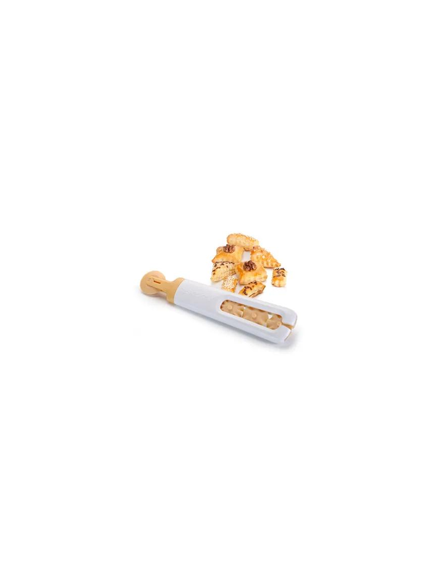 DELICIA ROTELLA CON 4 TAGLIAPASTA