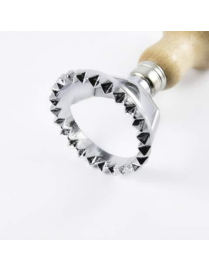 WOOD RAVIOLI MOLD 48 MM