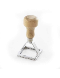 WOOD RAVIOLI SQUARE MOLD 48 MM