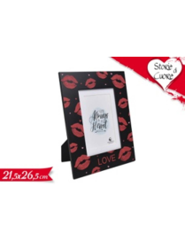 PHOTO FRAME WITH KISSES 21x26