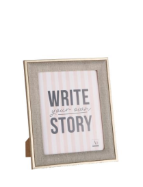 PLASTIC AND FABRIC PHOTO FRAME 20x25cm