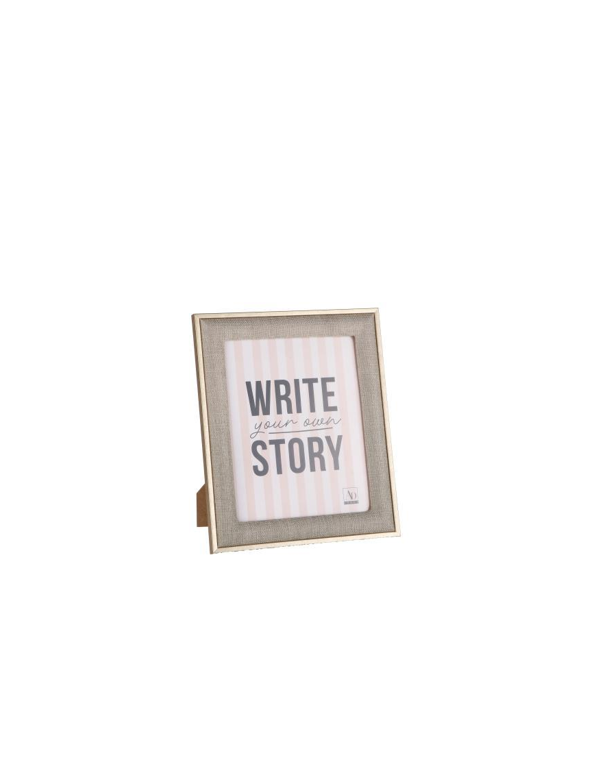 PLASTIC AND FABRIC PHOTO FRAME 20x25cm