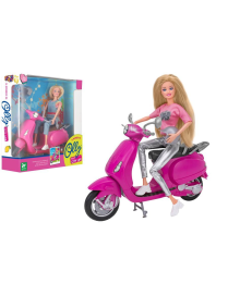 BAMBOLA CON SCOOTER