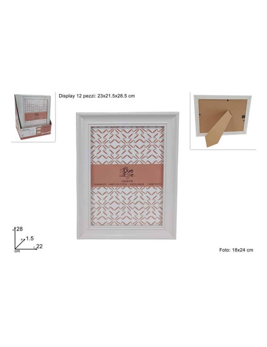 WHITE WOOD EFFECT PHOTO FRAME 18x24cm