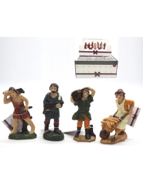 MAN CHARACTER WITH WOOD 9.5-10cm